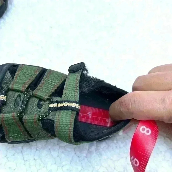 Keen Green Non Marking Closed Toe Velcro Sandal (24M) - Picture 11 of 12